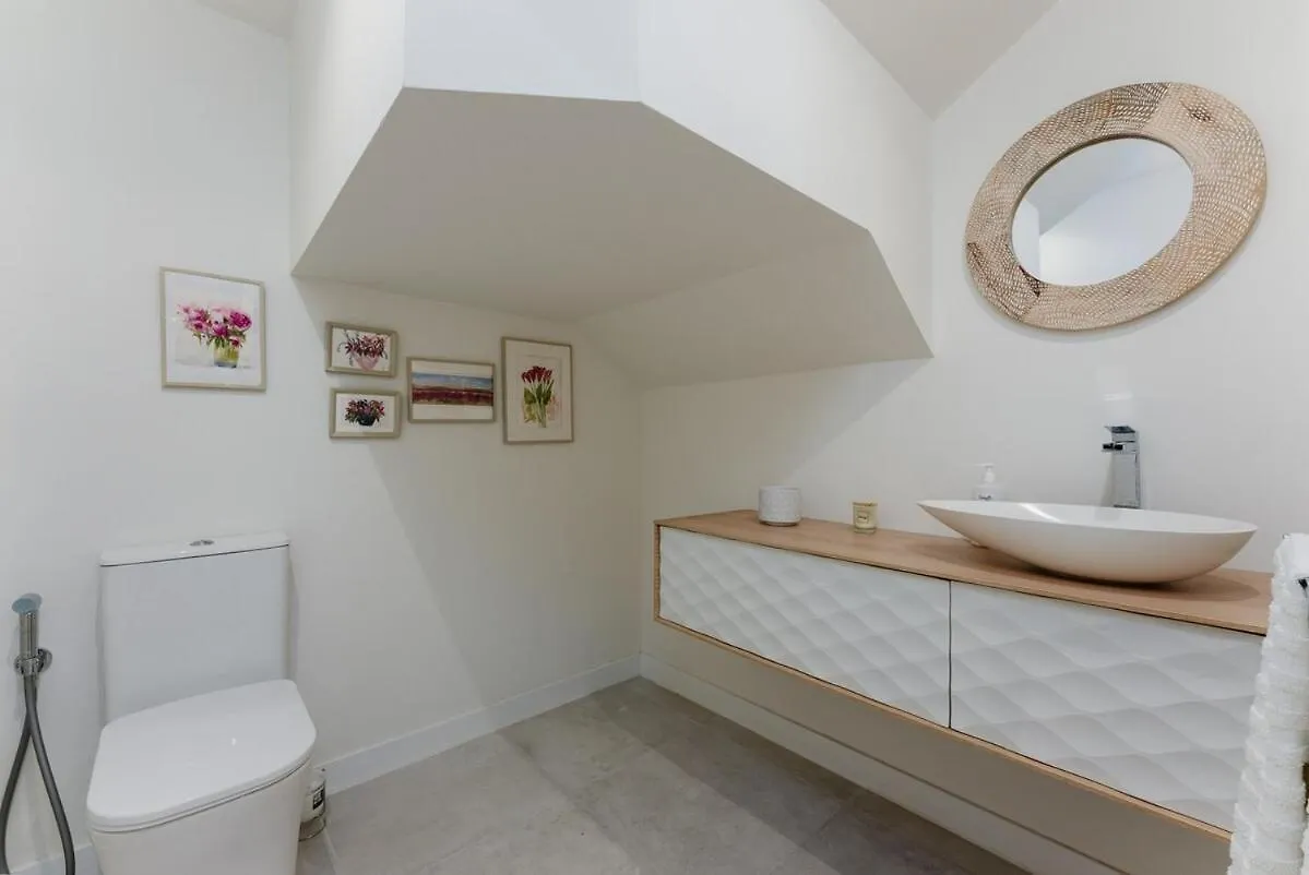 別荘 Ocean Front Villa With Private Pool エステポナ