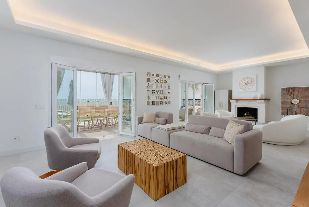 Ocean Front Villa With Private Pool エステポナ
